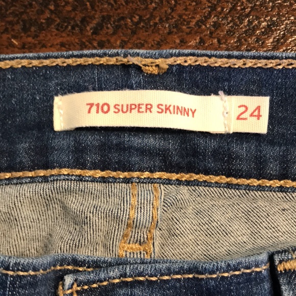 Levi’s 710 Super Skinny Jeans - Picture 7 of 14